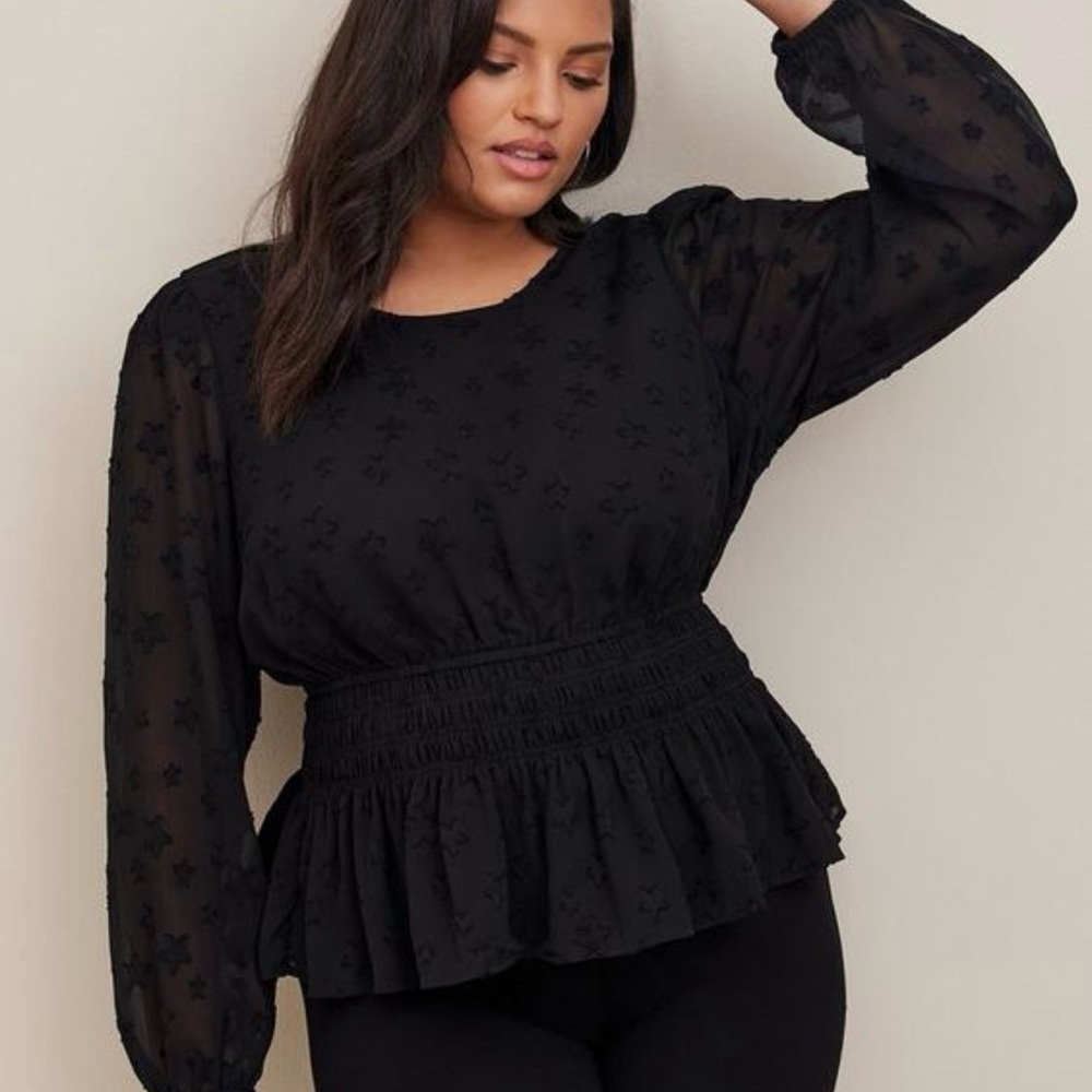 Torrid Crinkle Chiffon With Star Smocked Waist Puff Sleeve Top